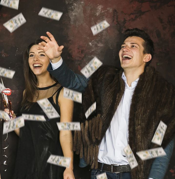 картинка Хлопушка пневматическая 40 см "DOLLARS", бумага, наполнитель "доллары", ЗОЛОТАЯ СКАЗКА, 592463 от магазина FiestaGift