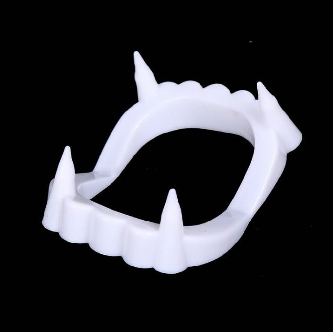 картинка Зубы вампира, Белый, 1 шт. от магазина FiestaGift